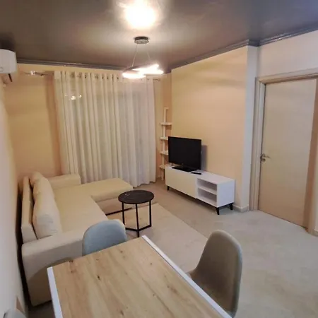 Bella Apartamento Tirana